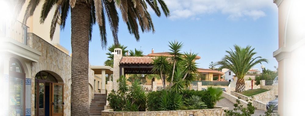 Hotel Libyssonis Porto Torres Eksteriør billede